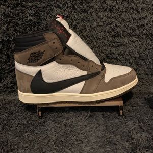 Air Jordan Travis Scott